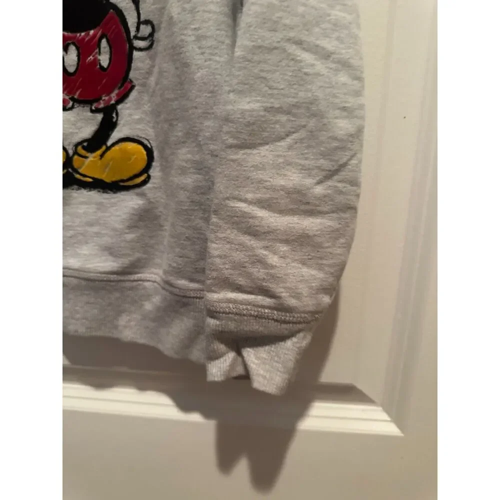 H&M Disney Mickey Mouse Unisex Crew Neck Sweater Size 4-6